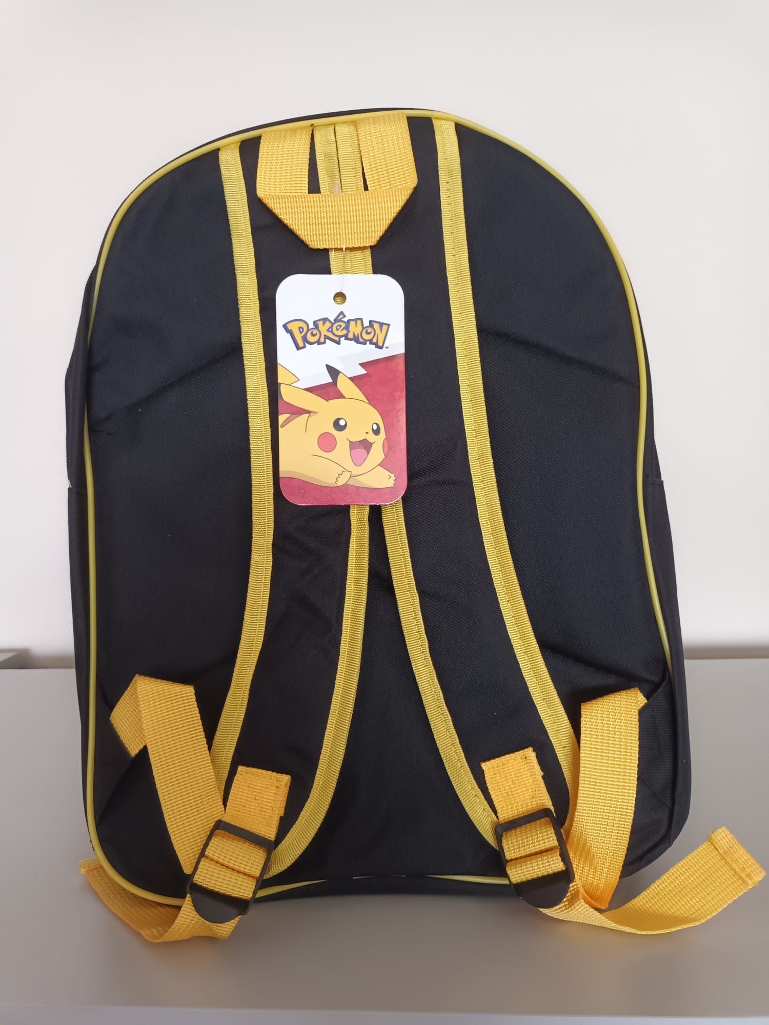 Mochila Pikachu Pokemon pika 40cm Tamaño: 40x30x15cm. marca DIFUZED - Imagen 3